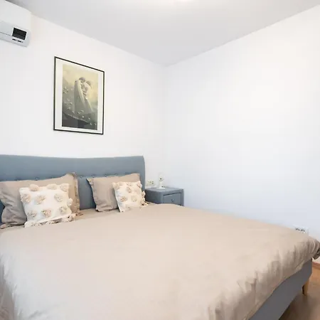 Apartment Aqua Gara De Nord Bucharest